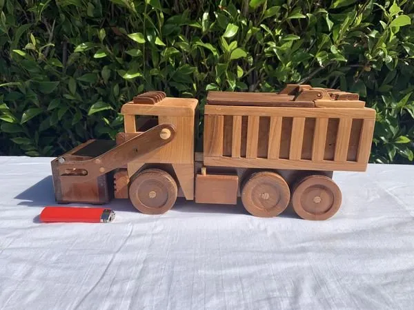 Rubbish Truck - handcrafted wooden toy NZ